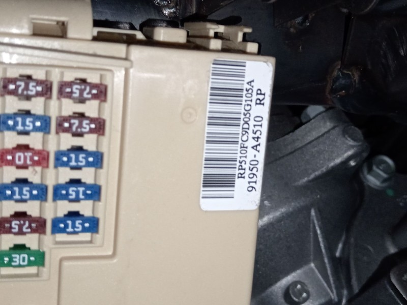 Recambio de caja reles / fusibles para kia carens ( ) concept referencia OEM IAM   