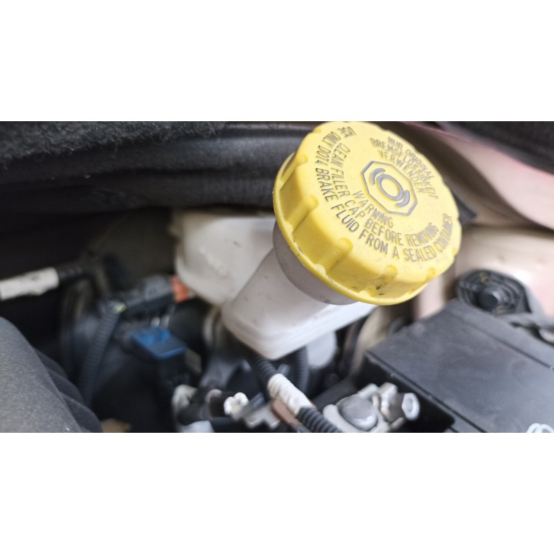 Recambio de bomba freno para peugeot 208 1.2 12v vti referencia OEM IAM   