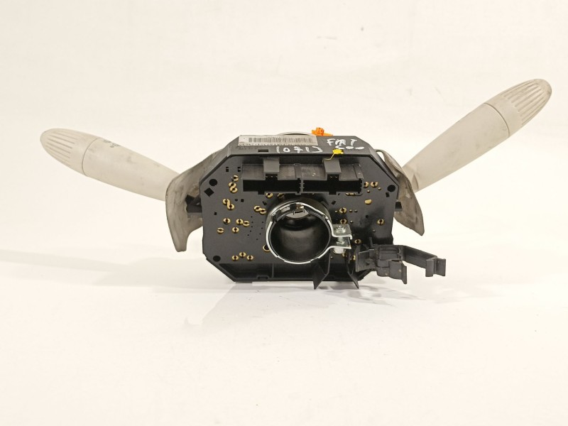 Recambio de mando luces para fiat nuova 500 (150) blackjack referencia OEM IAM 07354724640  