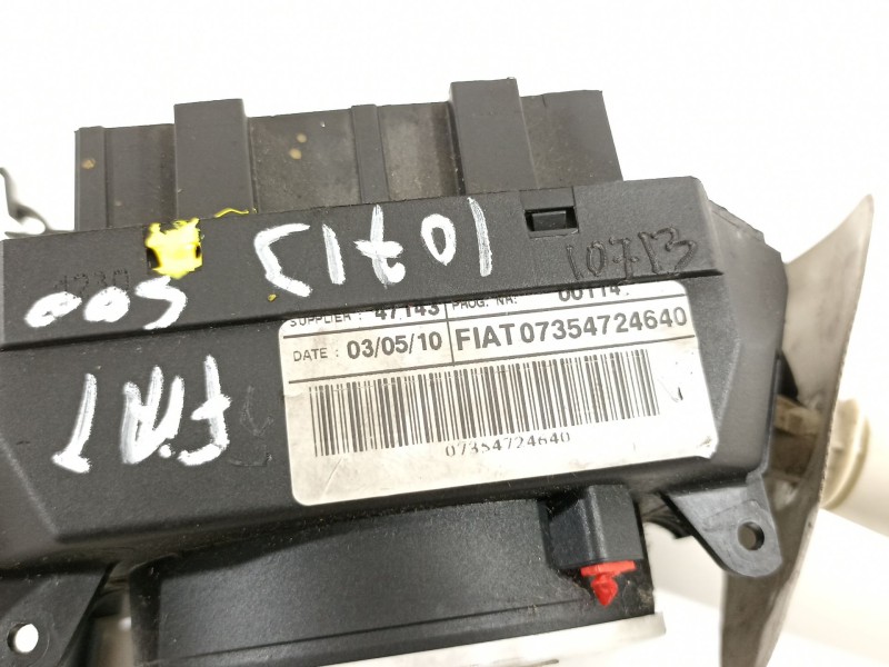 Recambio de mando luces para fiat nuova 500 (150) blackjack referencia OEM IAM 07354724640  