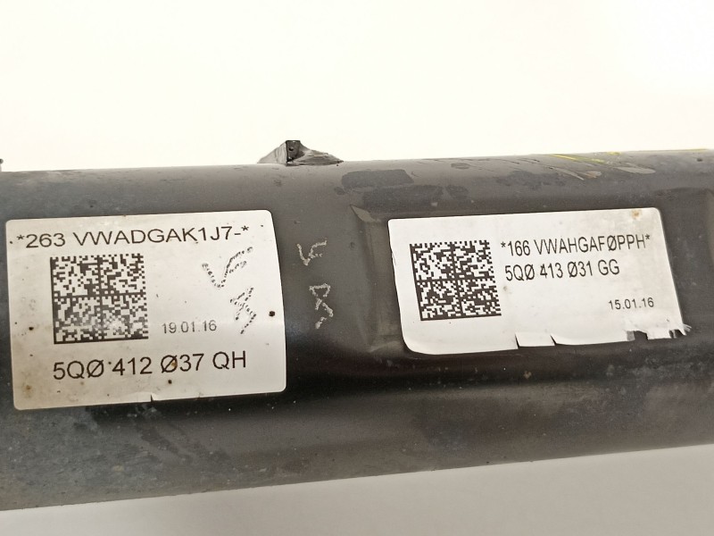 Recambio de amortiguador delantero derecho para volkswagen golf vii lim. gte referencia OEM IAM 5Q0412037QH  