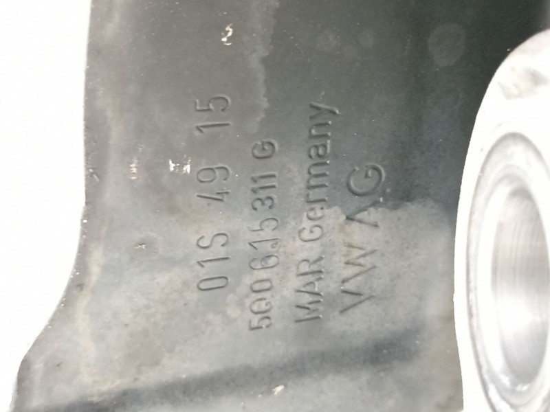 Recambio de mangueta delantera izquierda para volkswagen golf vii lim. gte referencia OEM IAM 5Q0407257A  