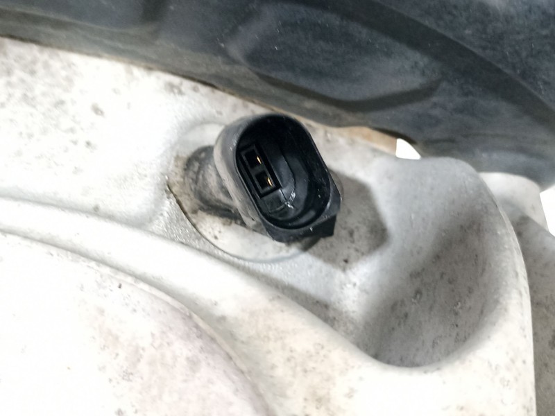 Recambio de mangueta delantera izquierda para volkswagen golf vii lim. gte referencia OEM IAM 5Q0407257A  