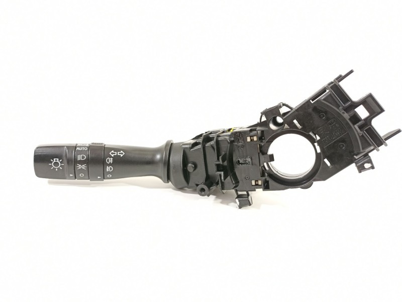 Recambio de mando luces para kia cee´d drive referencia OEM IAM 93410A2631  