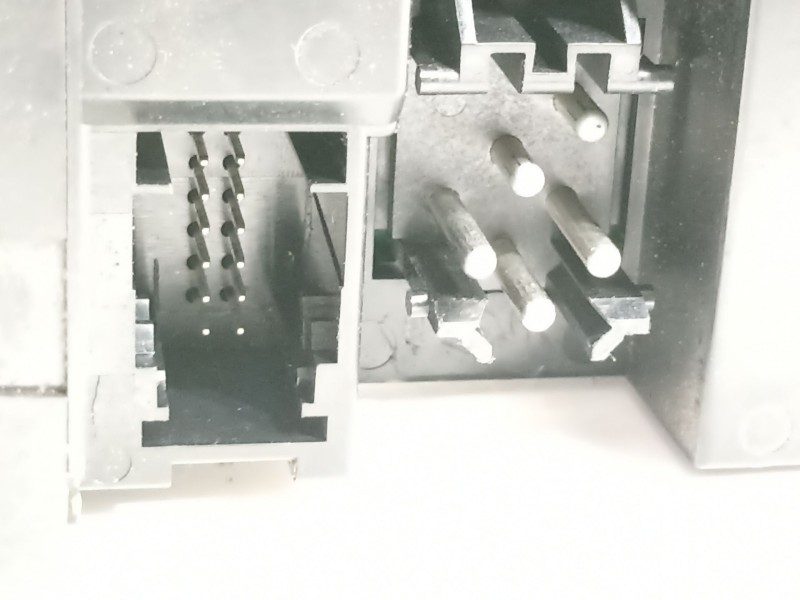 Recambio de mando elevalunas delantero derecho para bmw x5 (e53) 3.0d referencia OEM IAM 6925697  61316925697