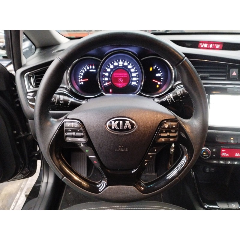 Recambio de volante para kia ceed (cd) 1.0 t-gdi referencia OEM IAM   