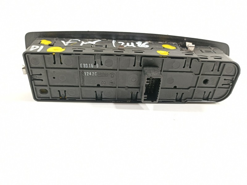 Recambio de mando elevalunas delantero izquierdo para renault laguna iii dynamique tomtom referencia OEM IAM 809610007R  
