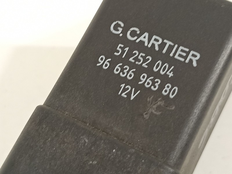 Recambio de caja precalentamiento para citroën c4 grand picasso sx referencia OEM IAM 9663696380 51252004 