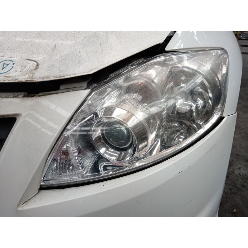 Recambio de faro izquierdo para toyota auris luna+ referencia OEM IAM   