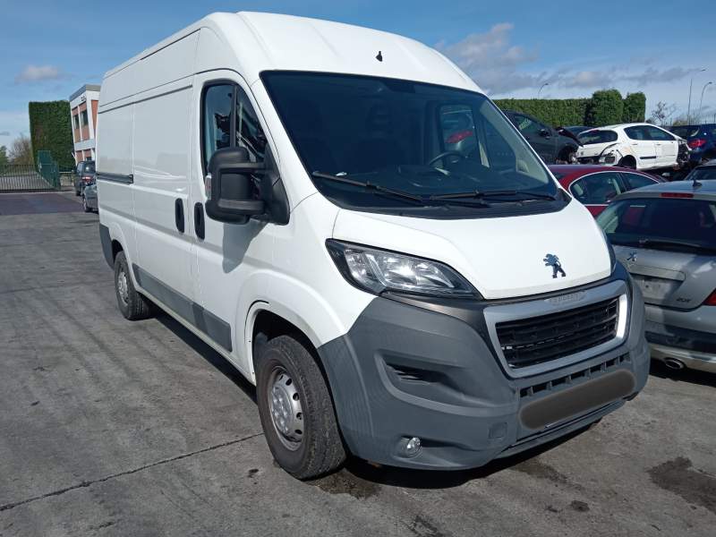 PEUGEOT BOXER COMBI