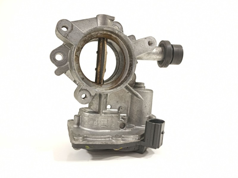 Recambio de caja mariposa para opel insignia berlina cosmo referencia OEM IAM 55564164  