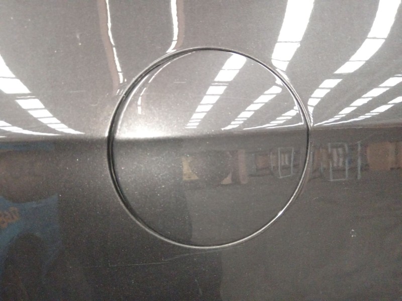 Recambio de tapa exterior combustible para volkswagen passat berlina (3c2) advance referencia OEM IAM   