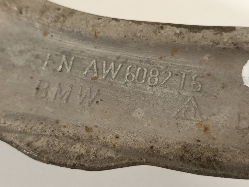 Recambio de brazo suspension superior delantero derecho para bmw x6 (e71) 3.5d referencia OEM IAM 31126863334  AW6082T6