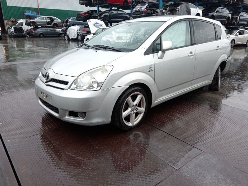 toyota corolla verso (r1) del año 2006