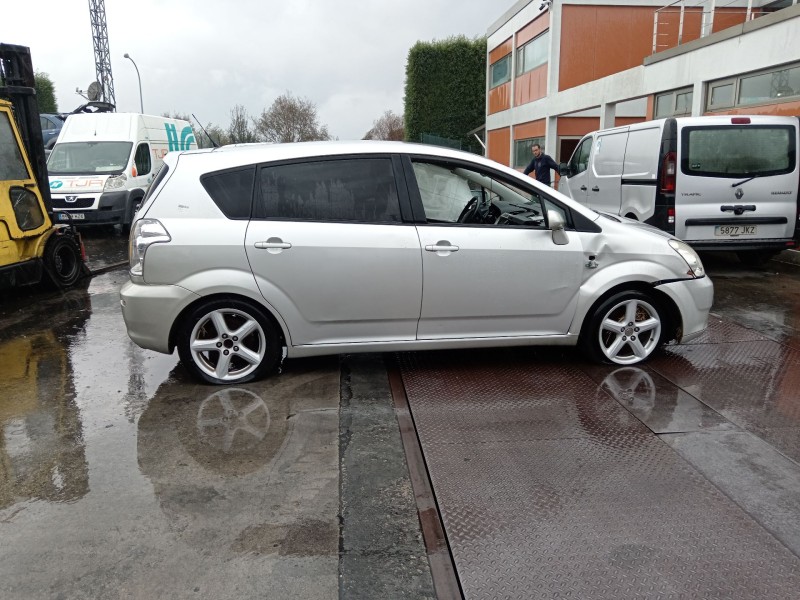 toyota corolla verso (r1) del año 2006