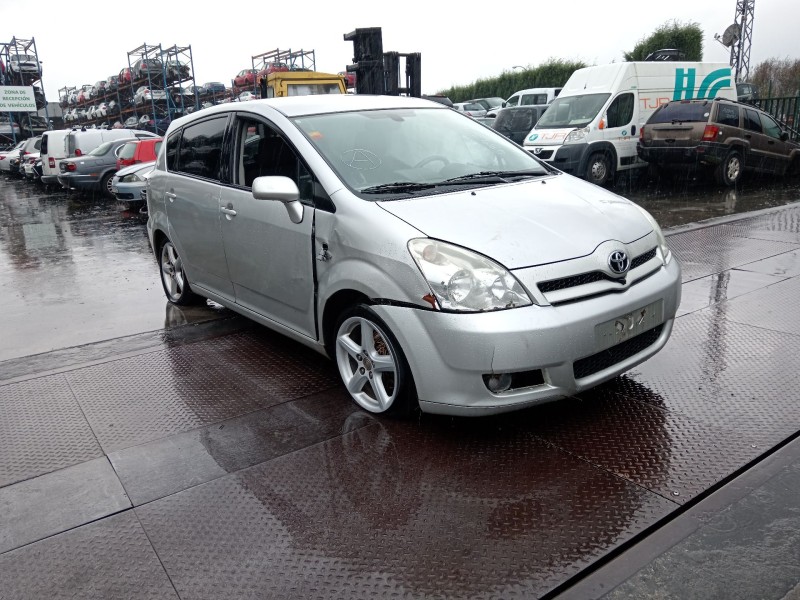 toyota corolla verso (r1) del año 2006