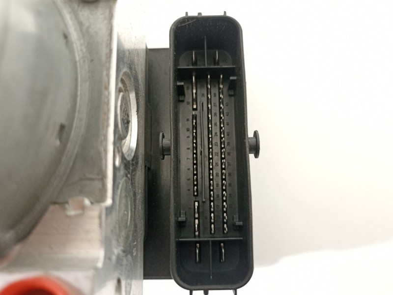 Recambio de abs para volkswagen golf vii lim. gte referencia OEM IAM 5Q0614517AL  