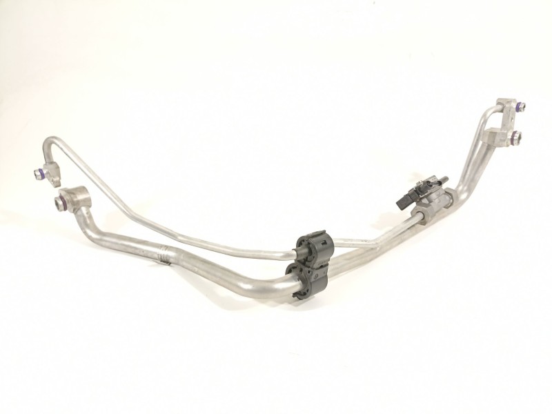 Recambio de tubo aire acondicionado para volkswagen golf vii lim. gte referencia OEM IAM 5Q1816738G  8R0260696A