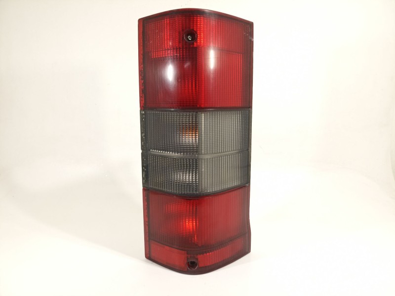 Recambio de piloto trasero derecho para citroën jumper i furgoneta (230l) 2.5 d referencia OEM IAM 1326358080  