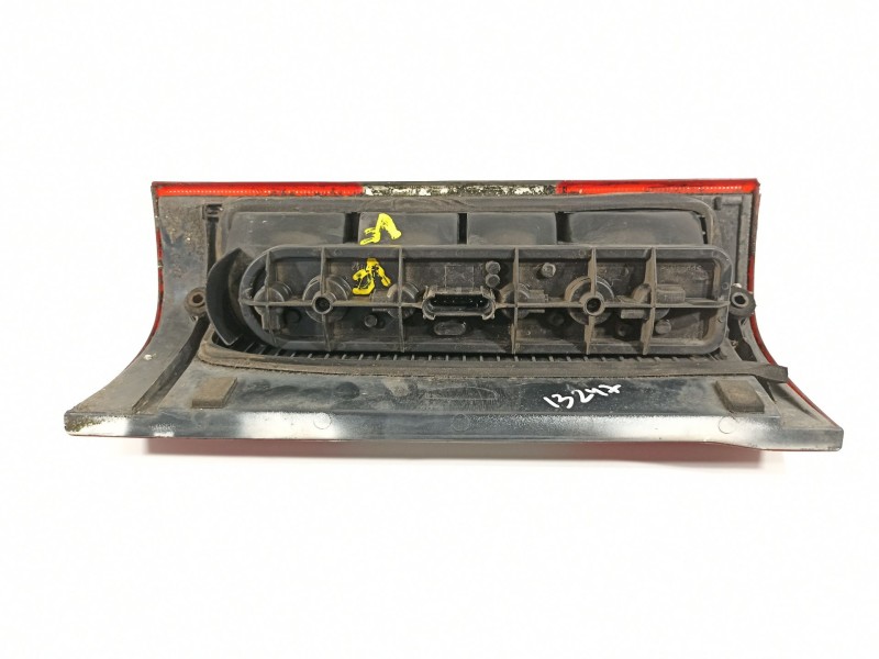 Recambio de piloto trasero derecho para citroën jumper i furgoneta (230l) 2.5 d referencia OEM IAM 1326358080  