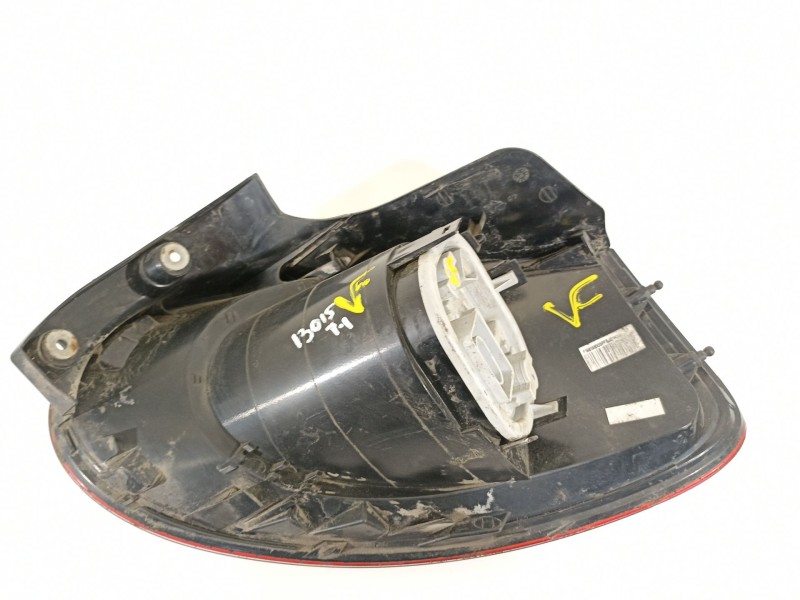 Recambio de piloto trasero izquierdo para fiat bravo (198) 1.4 16v active referencia OEM IAM 51757544  