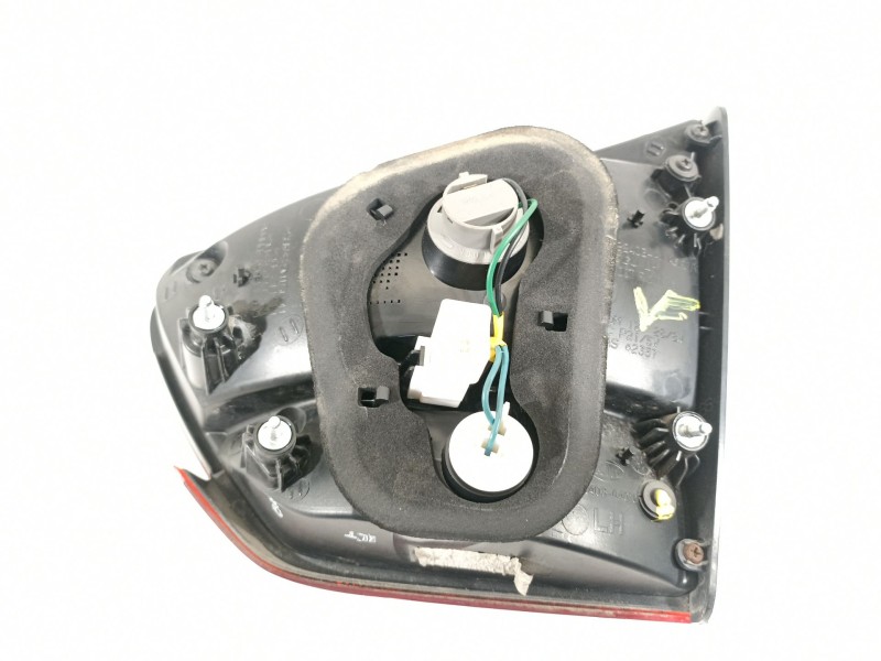 Recambio de piloto trasero izquierdo en porton para kia carens ( ) concept referencia OEM IAM 92403a4010  