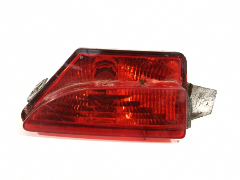 Recambio de piloto trasero izquierdo paragolpes para fiat bravo (198) 1.4 16v active referencia OEM IAM 51775349  