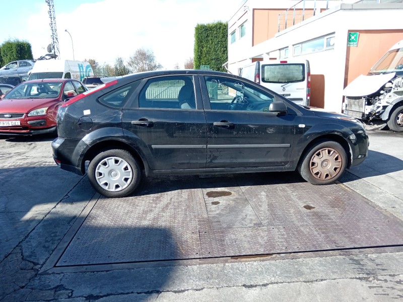 ford focus berlina (cap) del año 2005