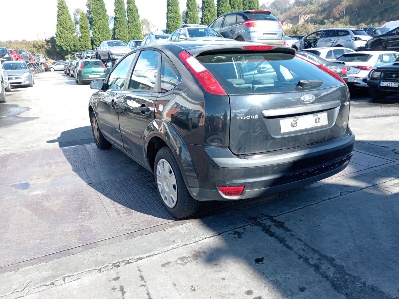 ford focus berlina (cap) del año 2005