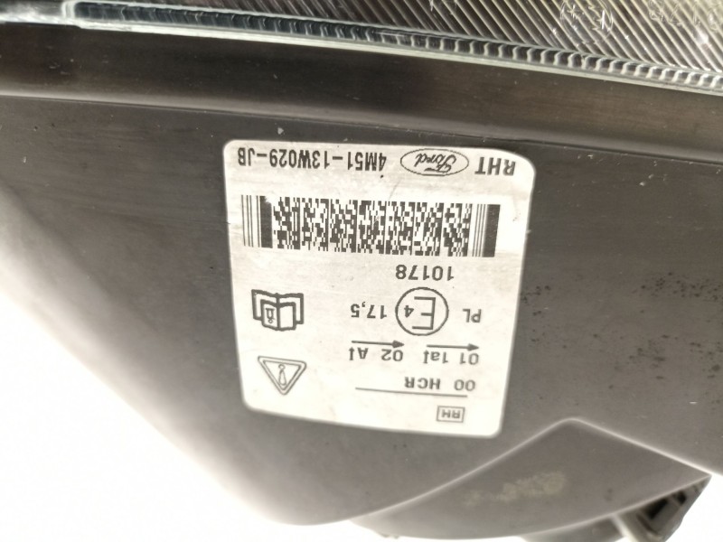 Recambio de faro derecho para ford focus berlina (cap) ghia referencia OEM IAM 4m5113w029jb  