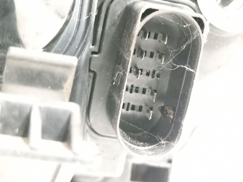 Recambio de faro derecho para ford focus berlina (cap) ghia referencia OEM IAM 4m5113w029jb  