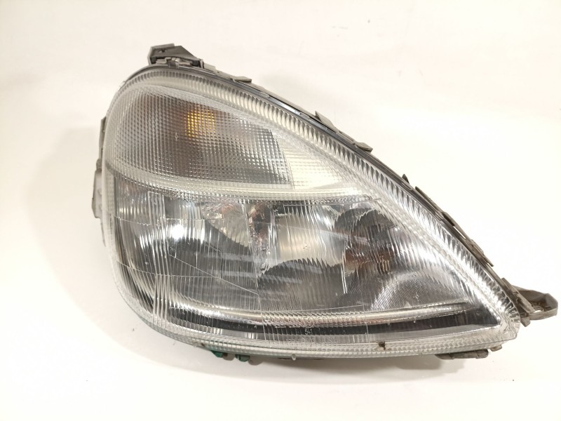 Recambio de faro derecho para mercedes-benz clase a (w168) 140 (168.031) referencia OEM IAM A1688200261  