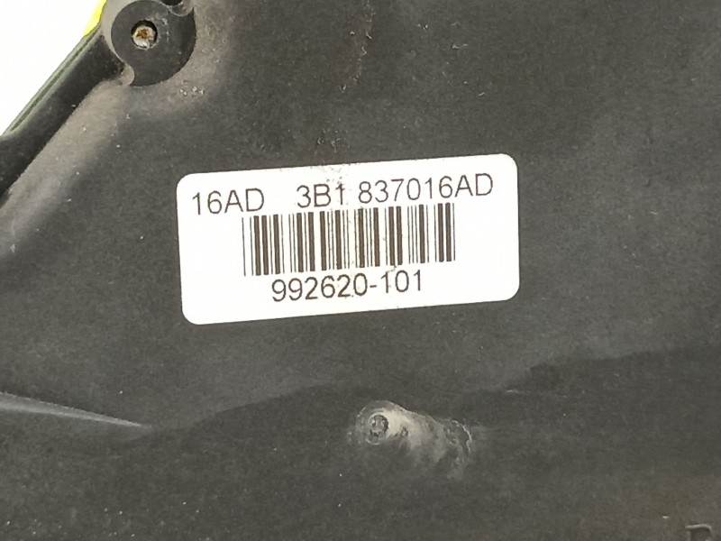Recambio de cerradura puerta delantera derecha para volkswagen golf iv berlina (1j1) gti referencia OEM IAM 3B1837016AD  