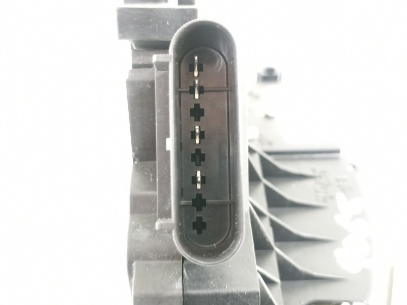 Recambio de cerradura puerta trasera izquierda para ford ecosport titanium referencia OEM IAM CN15A264A27DC  CN1A5426413DB