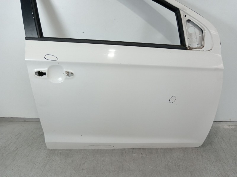 Recambio de puerta delantera derecha para hyundai i20 city s referencia OEM IAM   