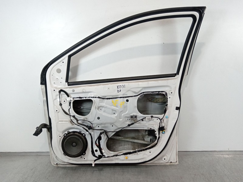 Recambio de puerta delantera derecha para hyundai i20 city s referencia OEM IAM   