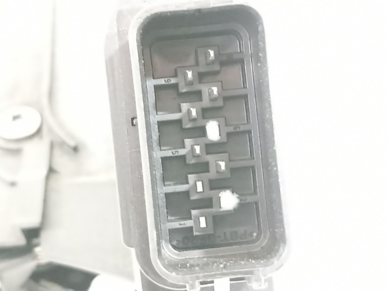 Recambio de cerradura puerta delantera derecha para ford mondeo ber. (ca2) limited edition referencia OEM IAM 8M2AR21812AA  