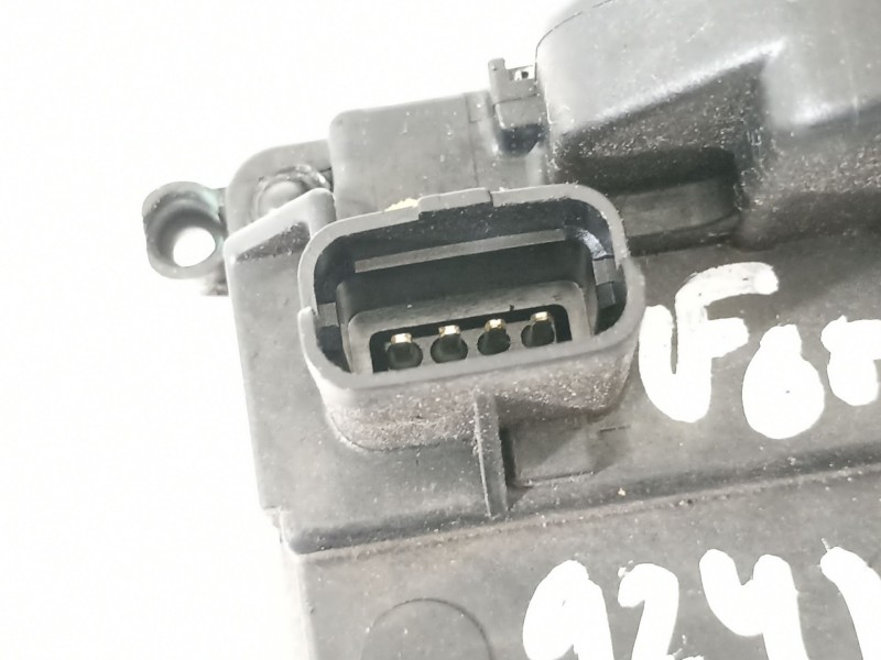 Recambio de cerradura puerta delantera izquierda para renault megane iii berlina 5 p dynamique referencia OEM IAM 305030001R  