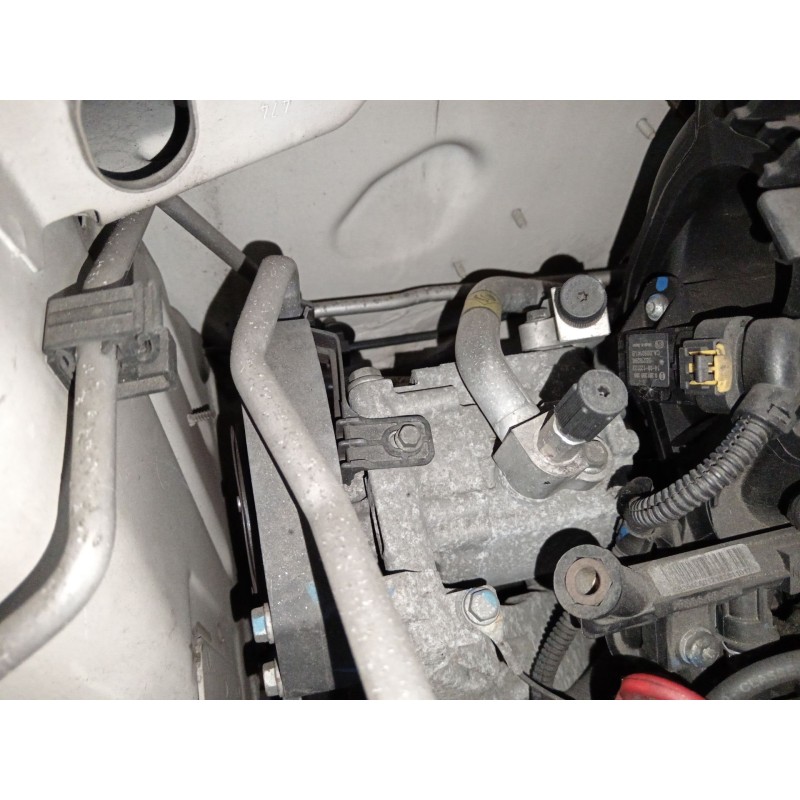 Recambio de compresor aire acondicionado para ford ka (ccu) grand prix iii referencia OEM IAM   