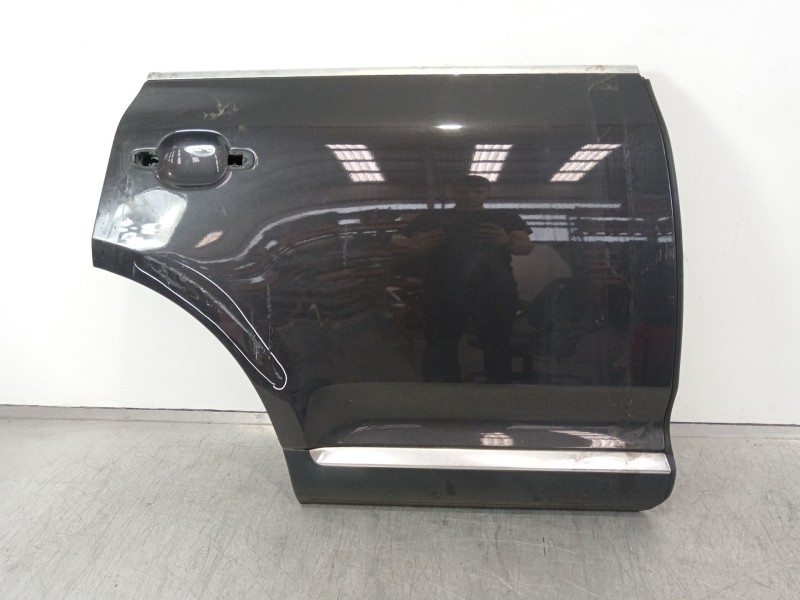 Recambio de puerta trasera derecha para volkswagen touareg (7l6) v6 tdi individual referencia OEM IAM   