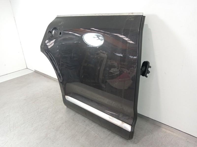 Recambio de puerta trasera derecha para volkswagen touareg (7l6) v6 tdi individual referencia OEM IAM   