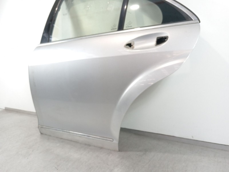 Recambio de puerta trasera izquierda para mercedes-benz clase s (w221) berlina 350 (221.056) referencia OEM IAM A221  