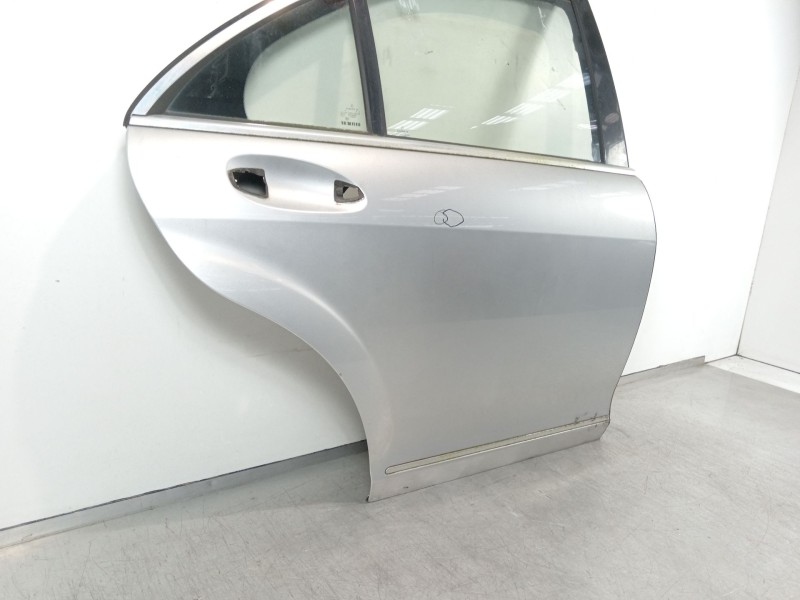 Recambio de puerta trasera derecha para mercedes-benz clase s (w221) berlina 350 (221.056) referencia OEM IAM A221  