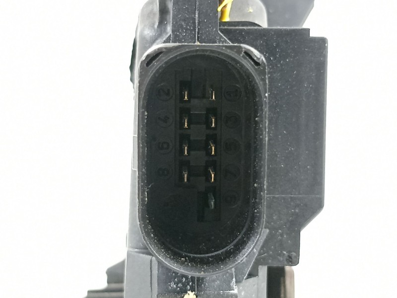 Recambio de cerradura puerta delantera derecha para audi a2 (8z) 1.4 tdi (55kw) referencia OEM IAM 8Z1837016D  