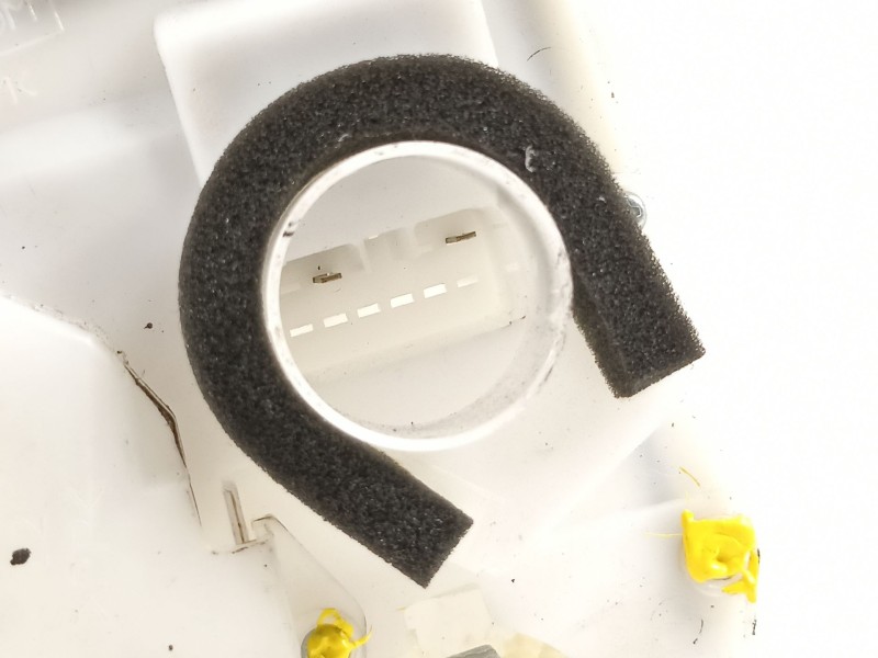 Recambio de cerradura puerta trasera izquierda para suzuki swift berlina (mz) gl (5-ptas.) referencia OEM IAM 2230262J20  