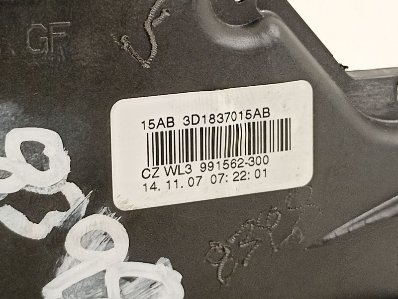 Recambio de cerradura puerta delantera izquierda para volkswagen touareg (7l6) v6 tdi individual referencia OEM IAM 3D1837015AB 