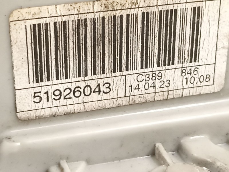 Recambio de cerradura puerta delantera derecha para lancia ypsilon (402) gold referencia OEM IAM 51926043  51926044