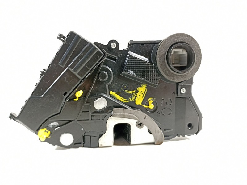 Recambio de cerradura puerta delantera derecha para toyota yaris (ksp9/scp9/nlp9) básico referencia OEM IAM 690300D140  