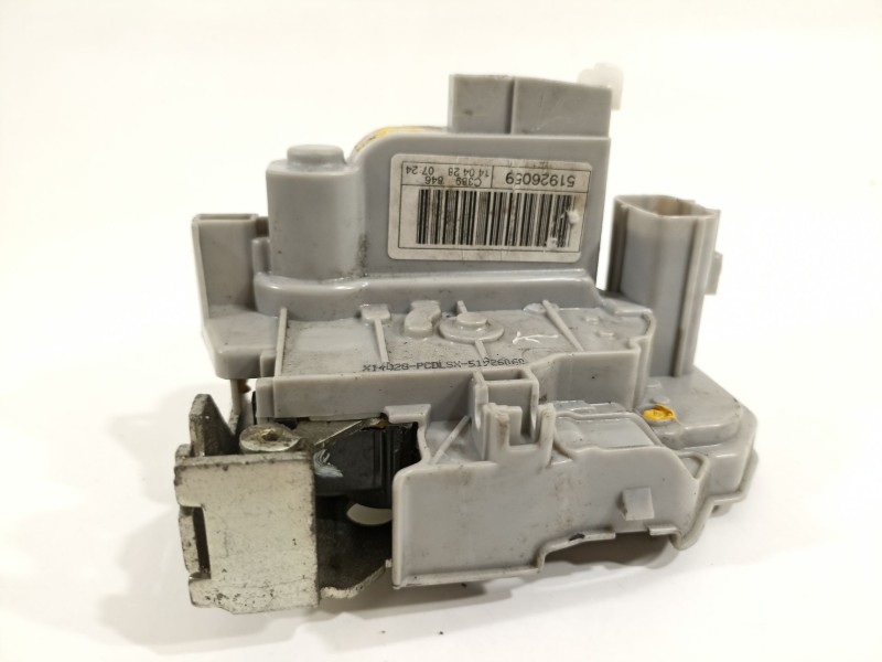 Recambio de cerradura puerta trasera izquierda para lancia ypsilon (402) gold referencia OEM IAM 51926059  