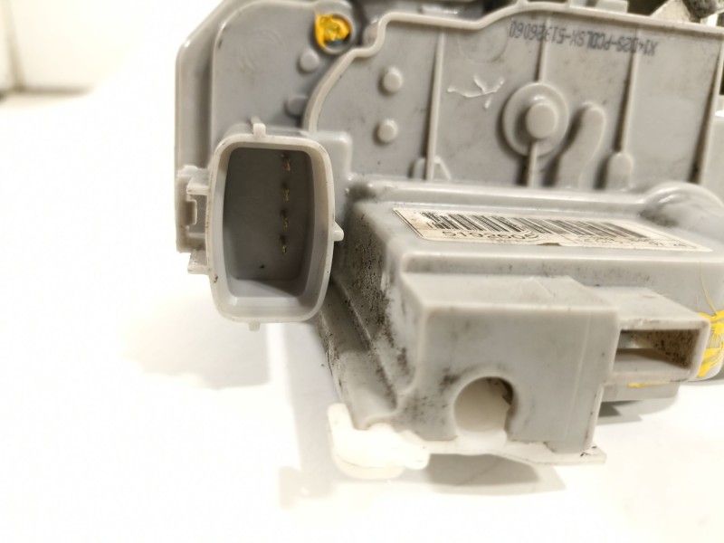Recambio de cerradura puerta trasera izquierda para lancia ypsilon (402) gold referencia OEM IAM 51926059  